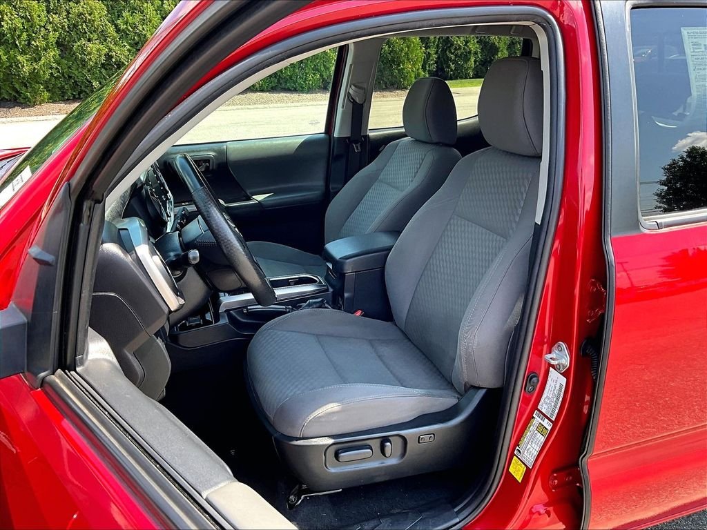 Used 2023 Red Toyota SR5 image 10