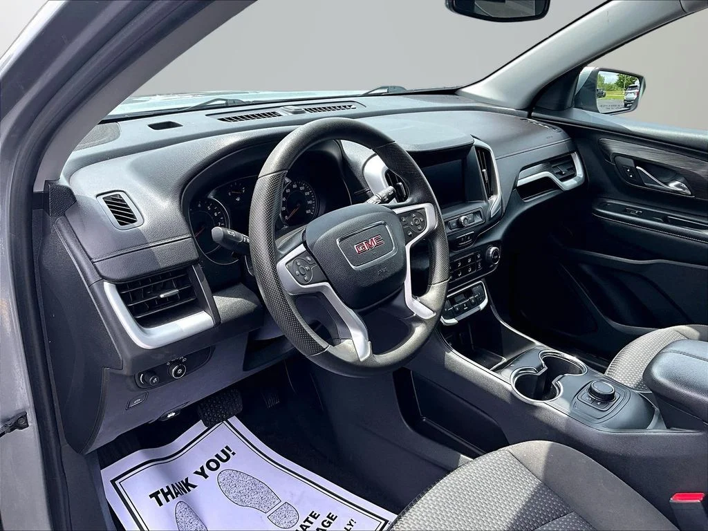 Used 2023 Silver GMC SLE image 13
