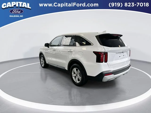 Used 2025 White Kia LX image 6