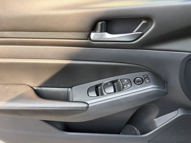 Used 2024 Brilliant Silver Metallic Nissan 2.5 SV image 14