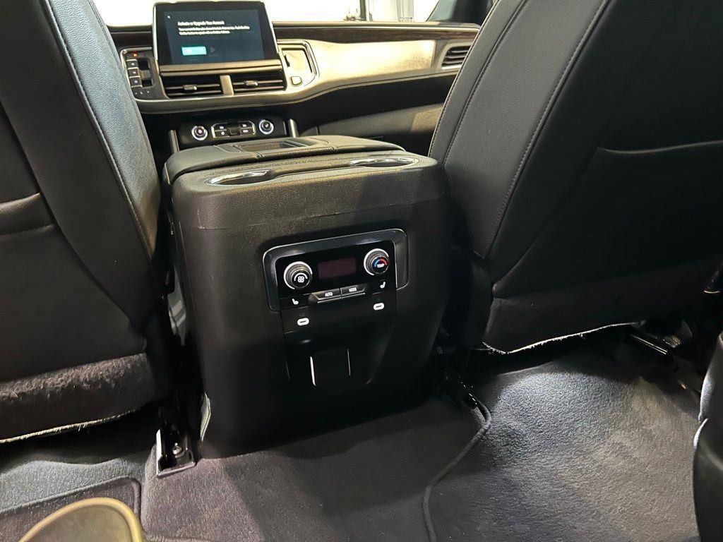 Used 2022 Summit White Chevrolet Premier image 23