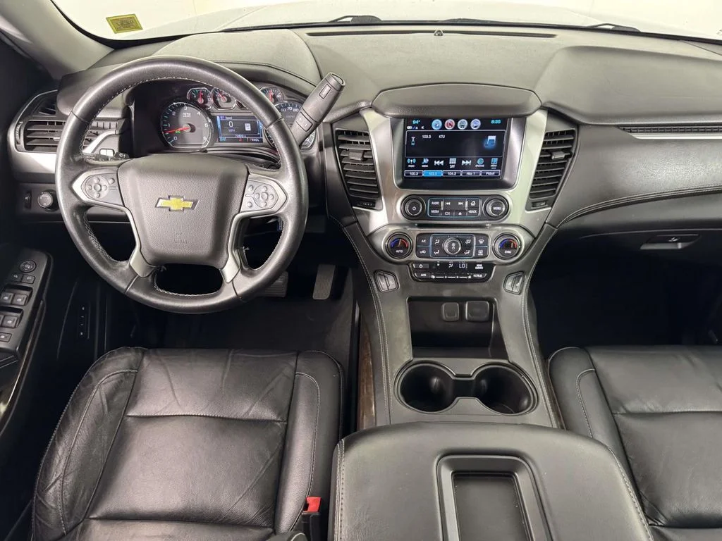 Used 2020 Gray Chevrolet LT image 5
