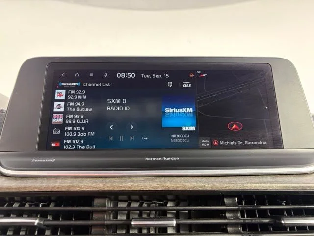 Used 2021 Gray Kia SX image 22