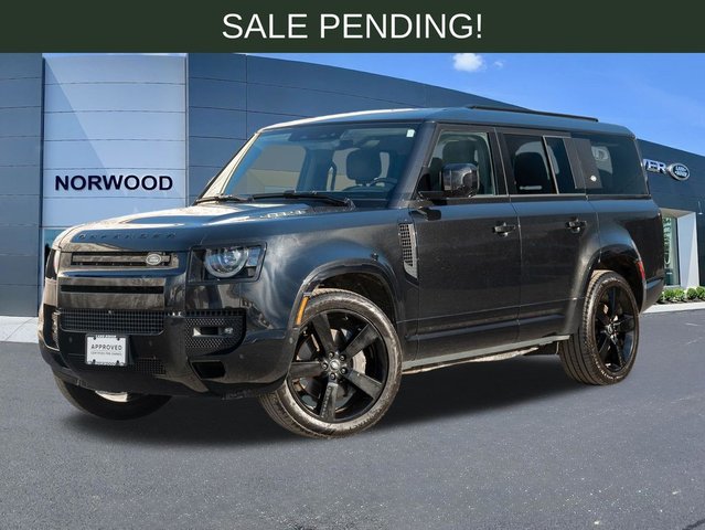 2024 Land Rover Defender 130 X-Dynamic SE P400's photo