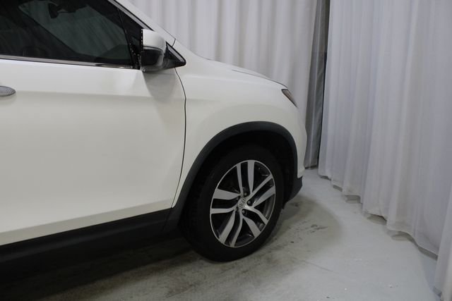 Used 2016 White Honda Elite image 30