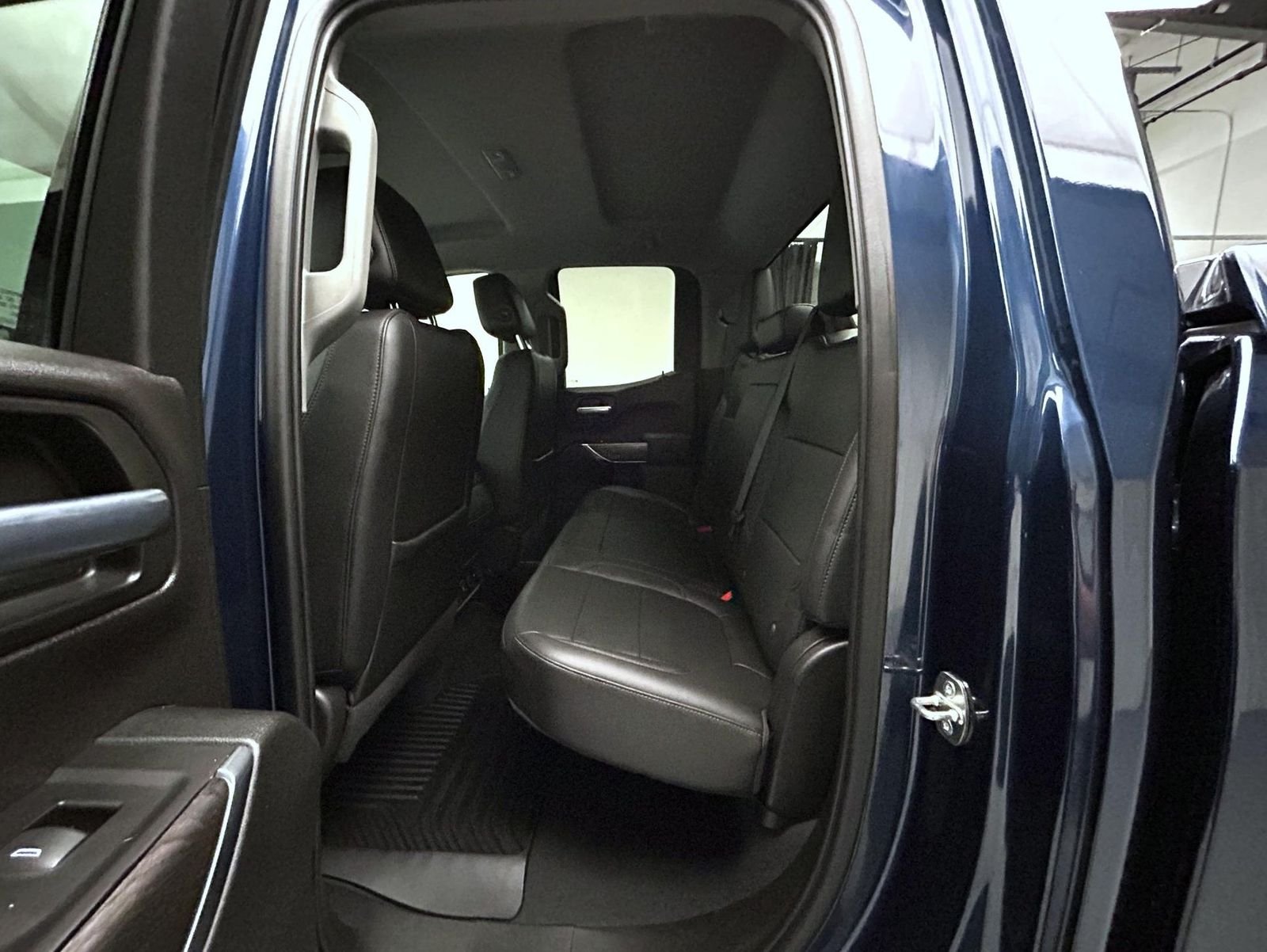 Used 2020 Blue Chevrolet LTZ image 19