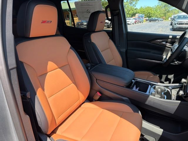 2027 Chevrolet Traverse Z71 - Photo 19