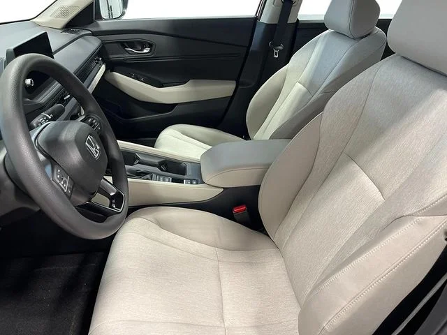 New 2026 Meteorite Gray Metallic Honda SE image 17