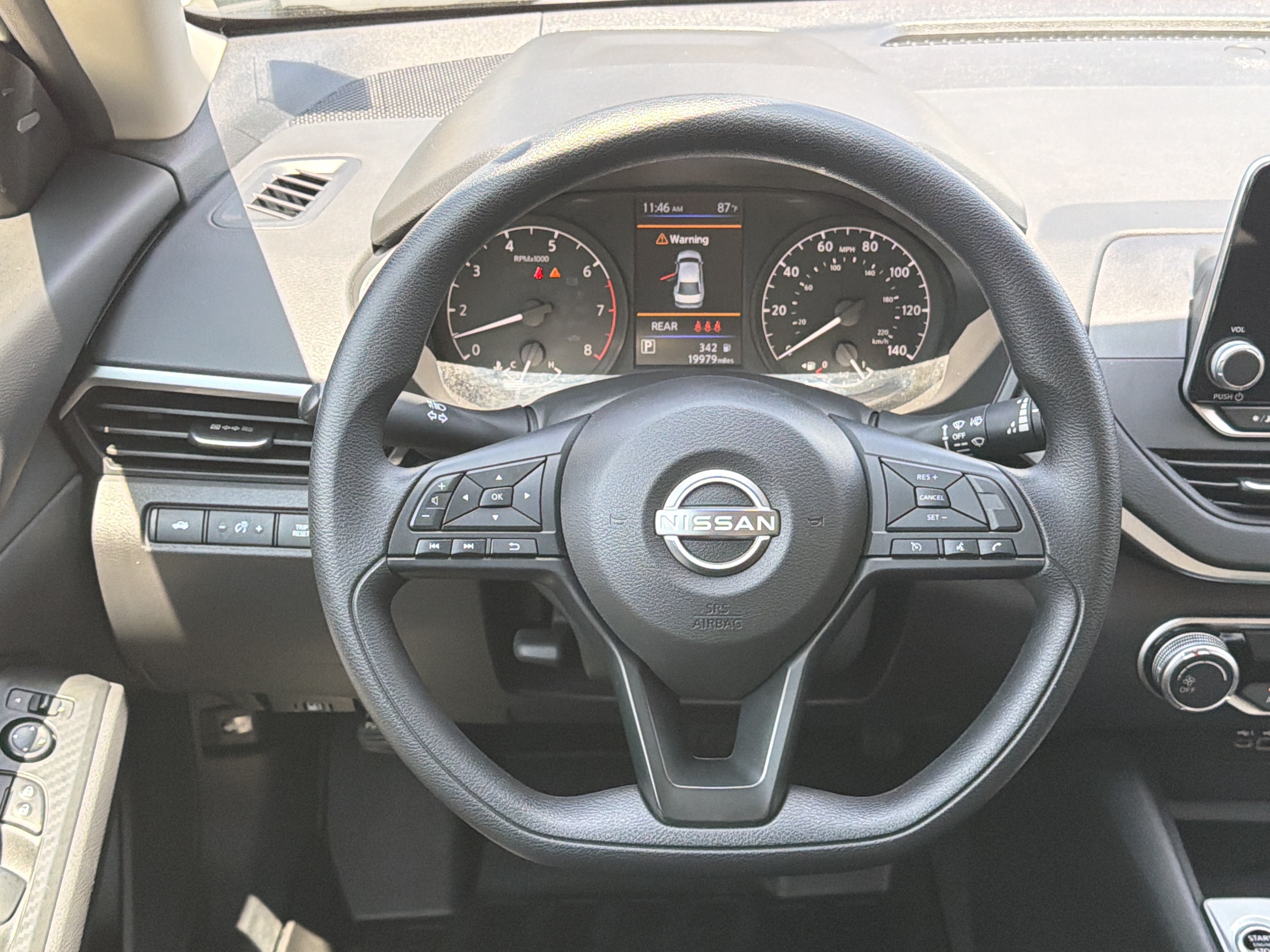 Certified Used 2025 Glacier White Nissan S image 24