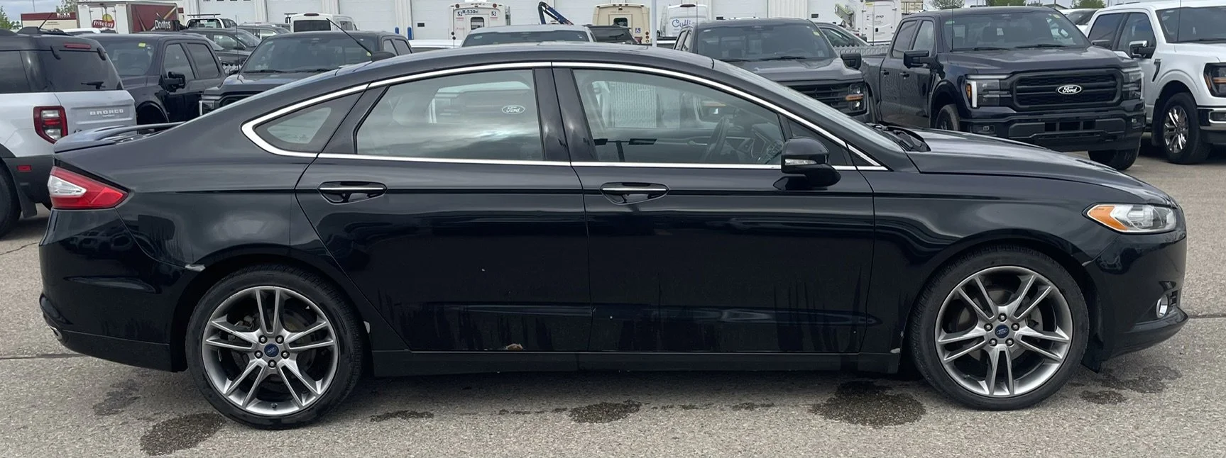 Used 2015 BLACK Ford TITANIUM AWD **New Arrival** image 6