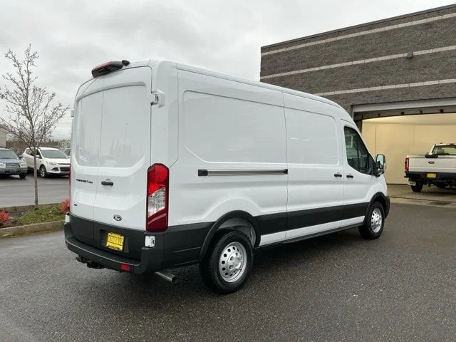 New 2026 Oxford White Ford Base image 4