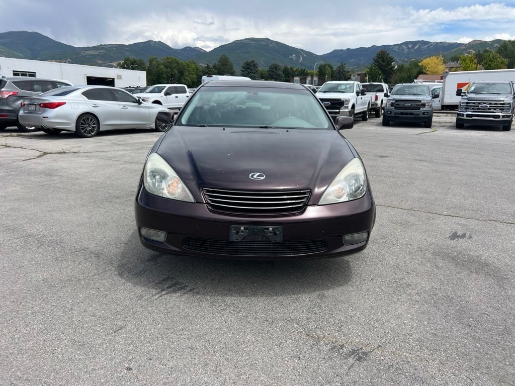 Used 2002  Lexus 300 image 16