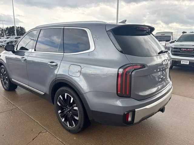 Used 2024 Gray Kia SX Prestige image 5