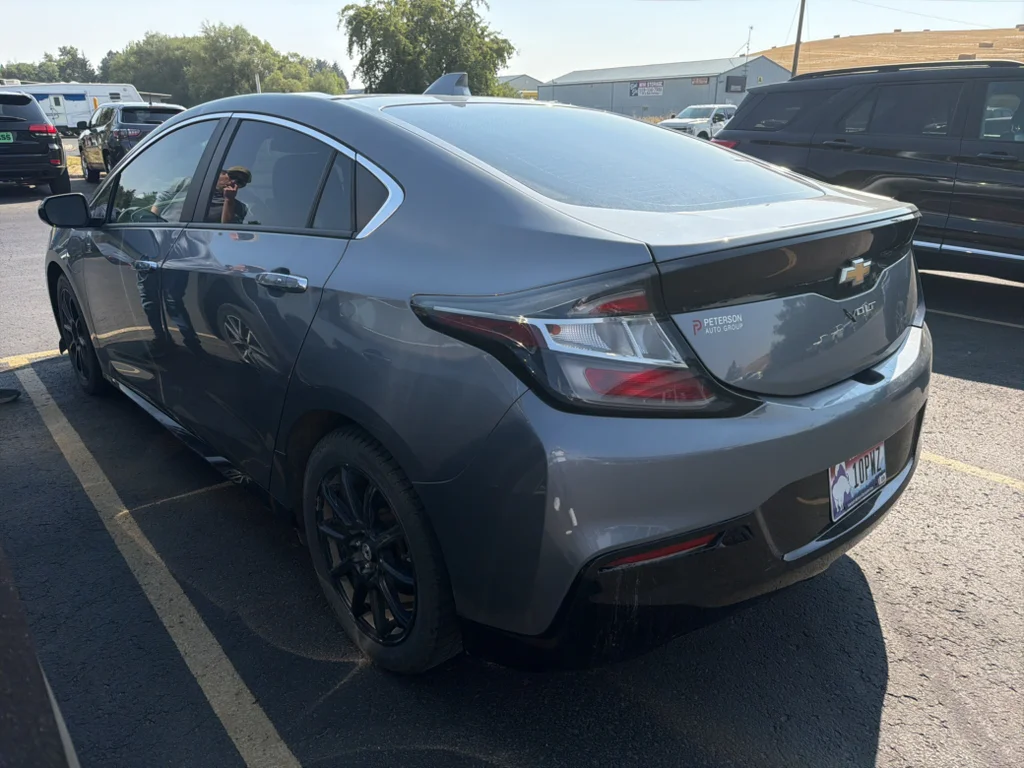 Used 2018 Satin Steel Metallic Chevrolet LT image 2