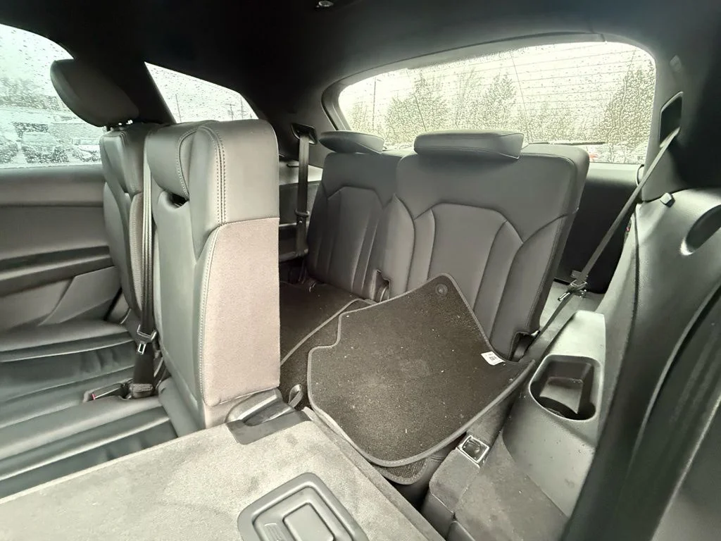 Used 2021 White Audi 55 Premium image 8