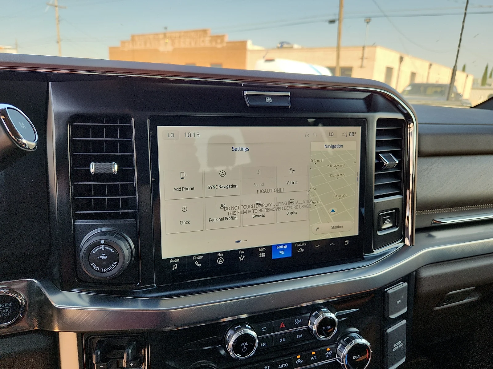 New 2026 Glacier Gray Metallic Tri-Coat Ford King Ranch image 24