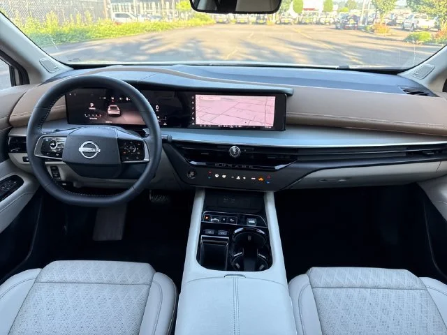 New 2026 Champagne Silver Metallic Nissan Platinum image 11