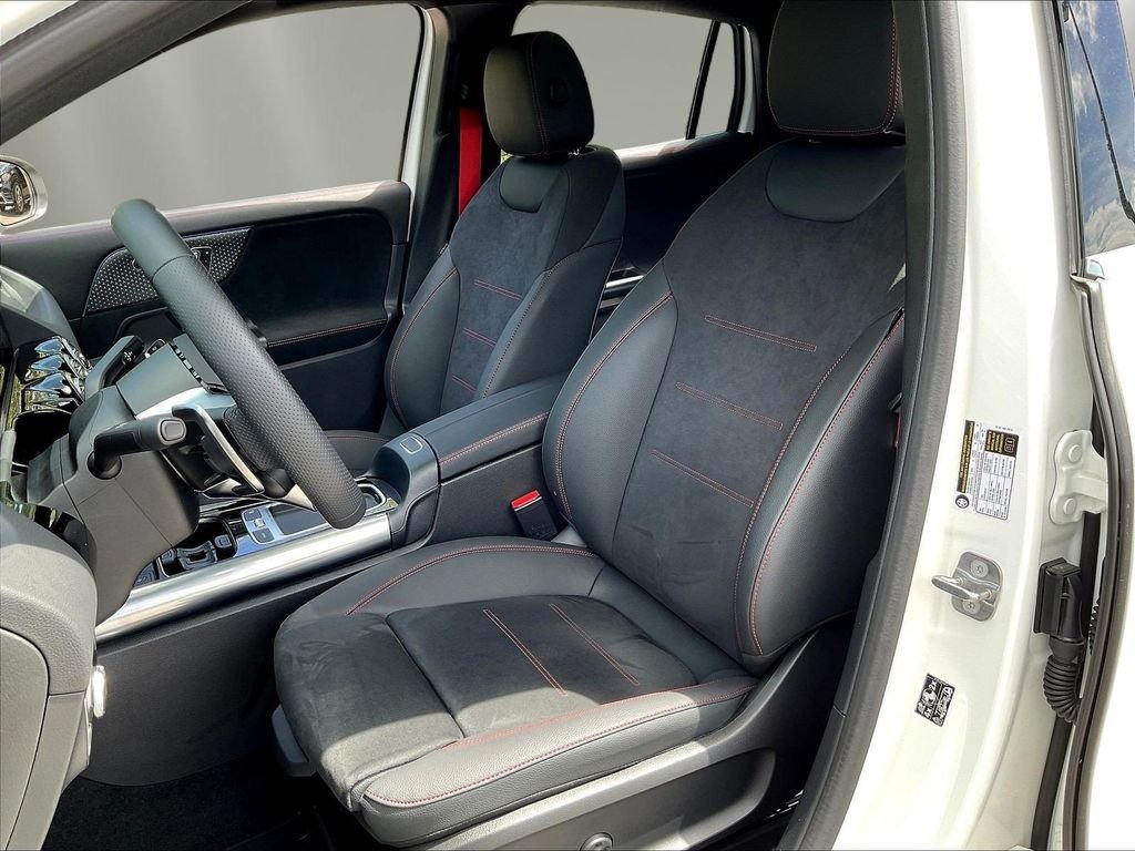 2025 Mercedes-Benz GLA GLA35 AMG - Photo 23