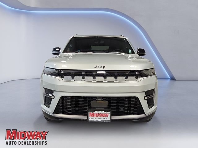 New 2026 Silver-Zynith Exterior Paint Jeep  image 8