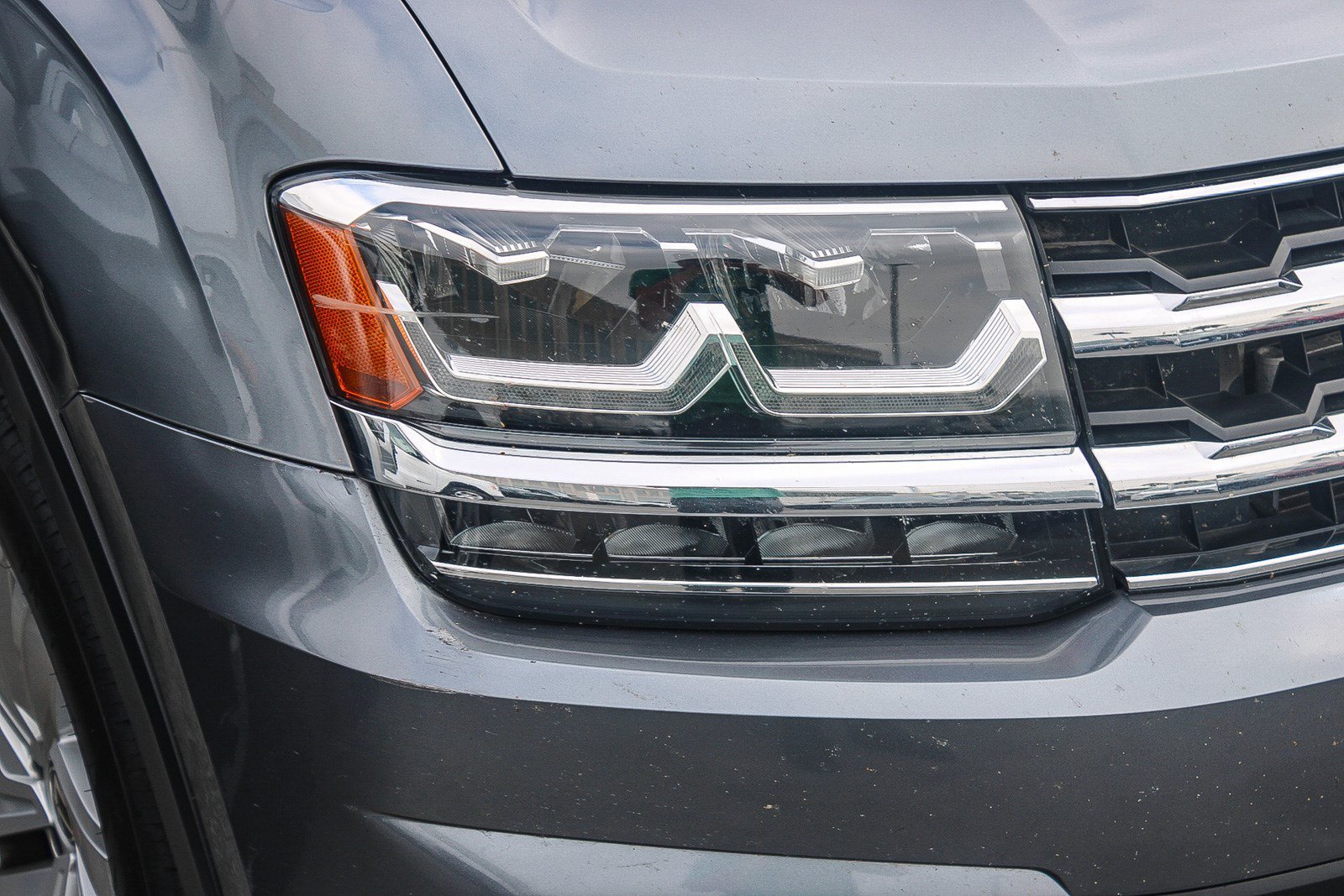 Used 2019 Volkswagen Atlas SE with VIN 1V2DR2CA7KC613725 for sale in Culver City, CA
