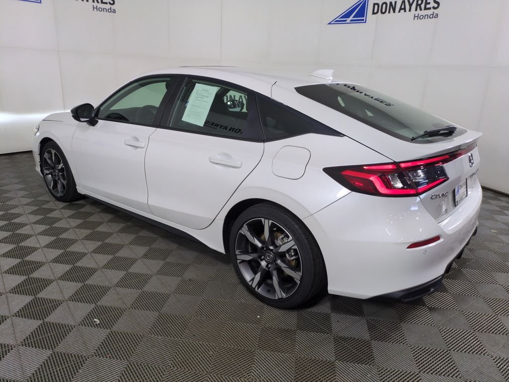 Certified Used 2025 Platinum White Pearl Honda Sport Touring image 4