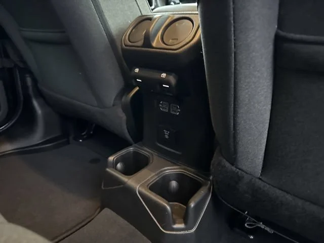 Used 2024 Black Clearcoat Jeep Sahara image 13