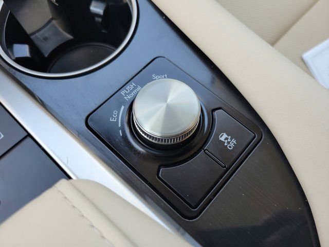 2021 Lexus RX 350 - Photo 30