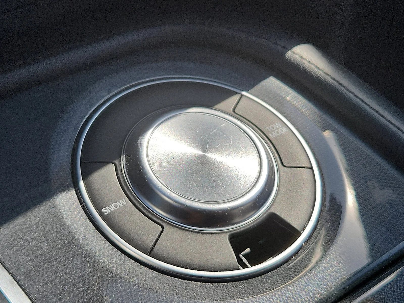 Used 2022 Silver Nissan SV image 24