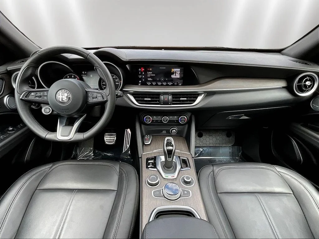 Used 2023 Vesuvio Gray Metallic Alfa Romeo Ti image 7