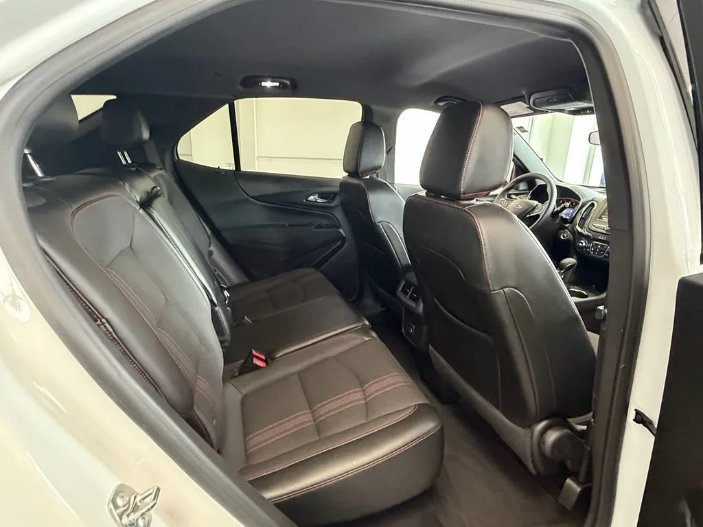 Used 2024 Summit White Chevrolet RS image 17