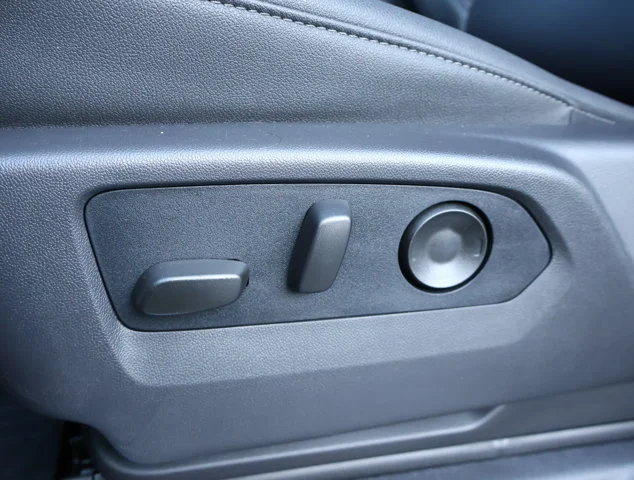 2026 Chevrolet Silverado 1500 LT Trail Boss - Photo 10