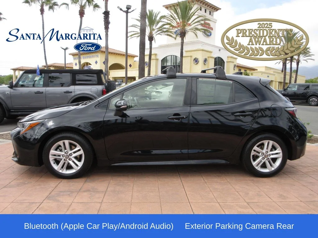 Certified Used 2020 Midnight Black Metallic Toyota SE image 1