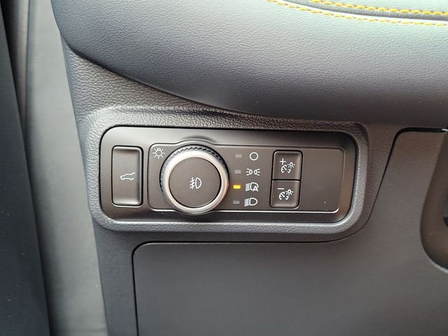 New 2026 Carbonized Gray Metallic Ford Tremor® image 14