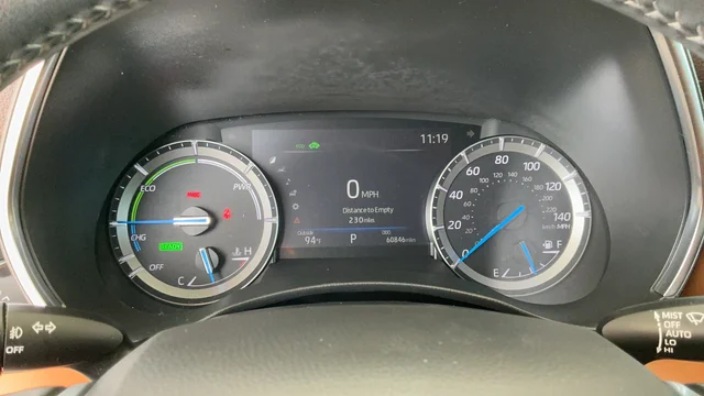 Used 2020 White Toyota Platinum image 14