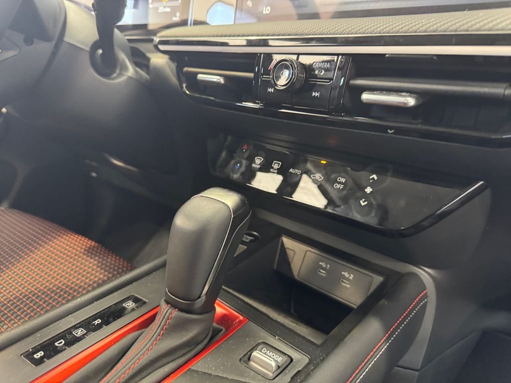 Certified Used 2025 Blue Nissan SR image 28
