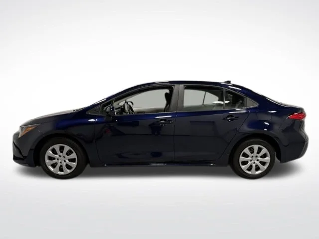 Used 2024  Toyota LE image 6