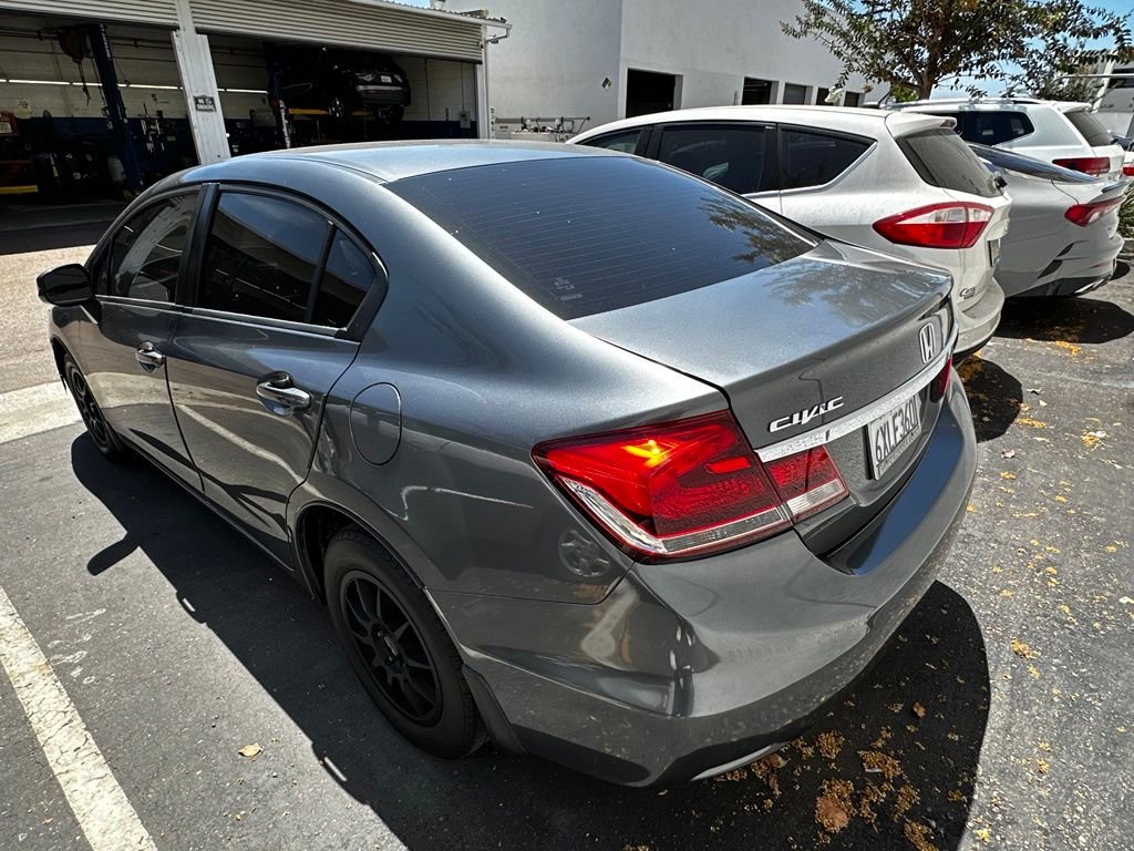 Used 2013  Honda LX image 25
