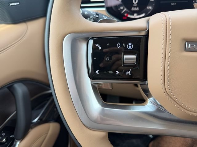 New 2026 Eiger Grey Land Rover SE image 22