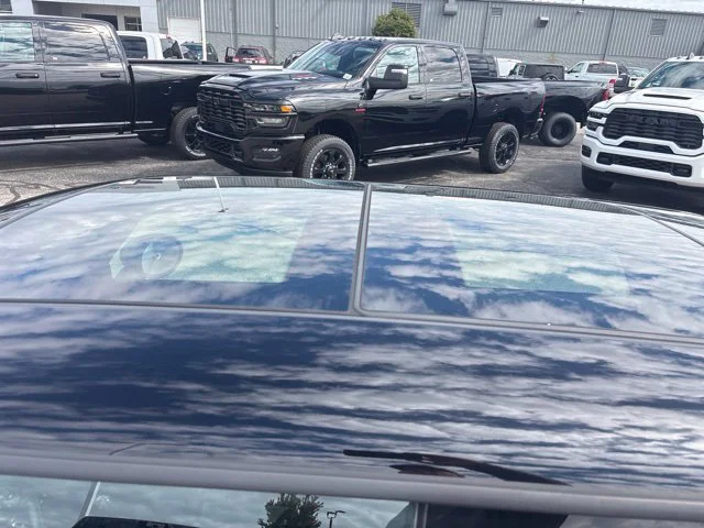 Used 2018 Silver MINI Base image 7