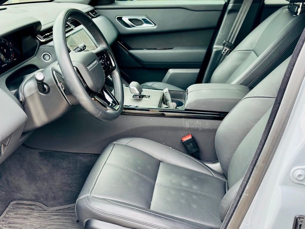 Certified Used 2026 Gray Land Rover Dynamic SE image 3