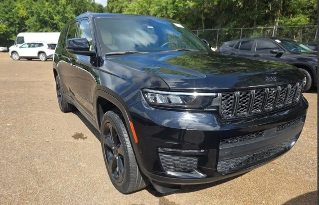 Used 2023 Black Jeep Limited image 5