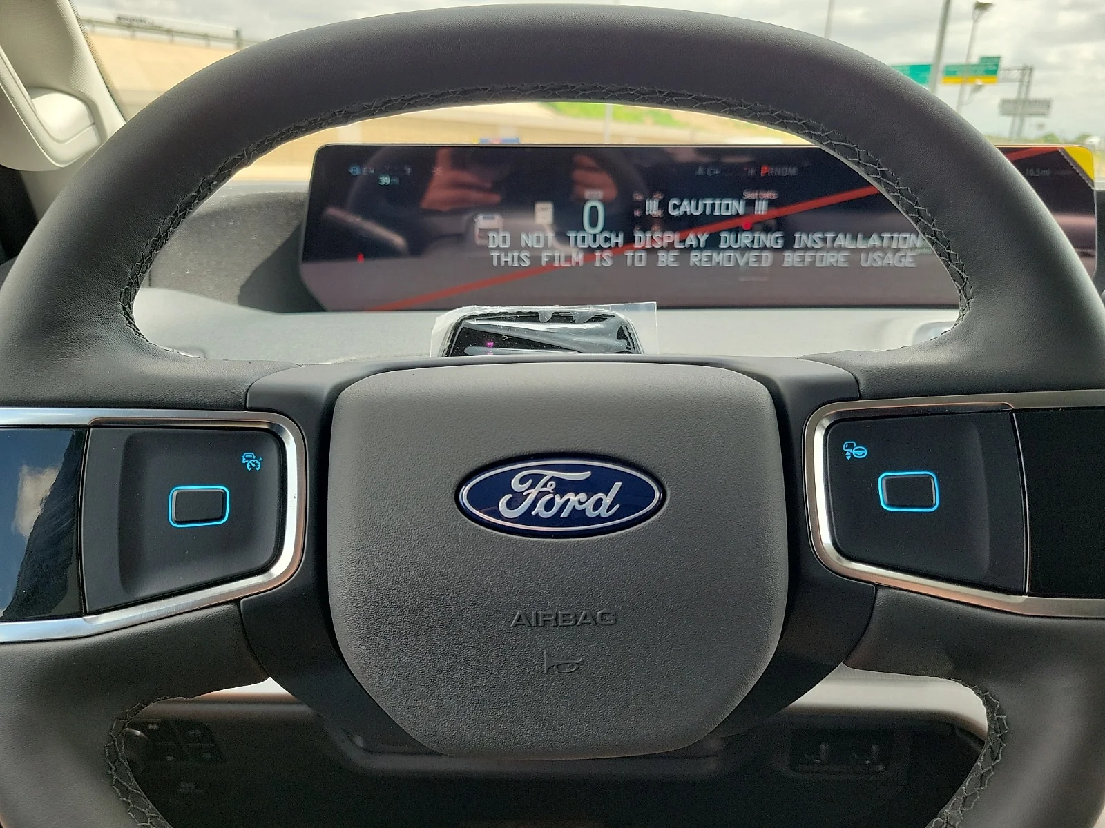 New 2026 Star White Metallic Tri-Coat Ford Active image 17