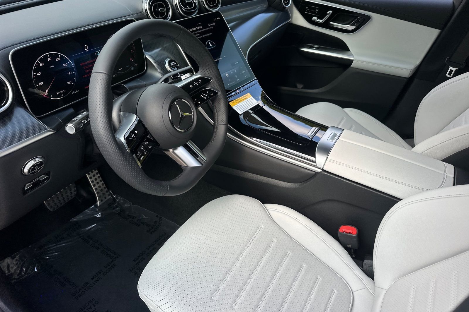 2026 Mercedes-Benz GLC Base - Photo 14