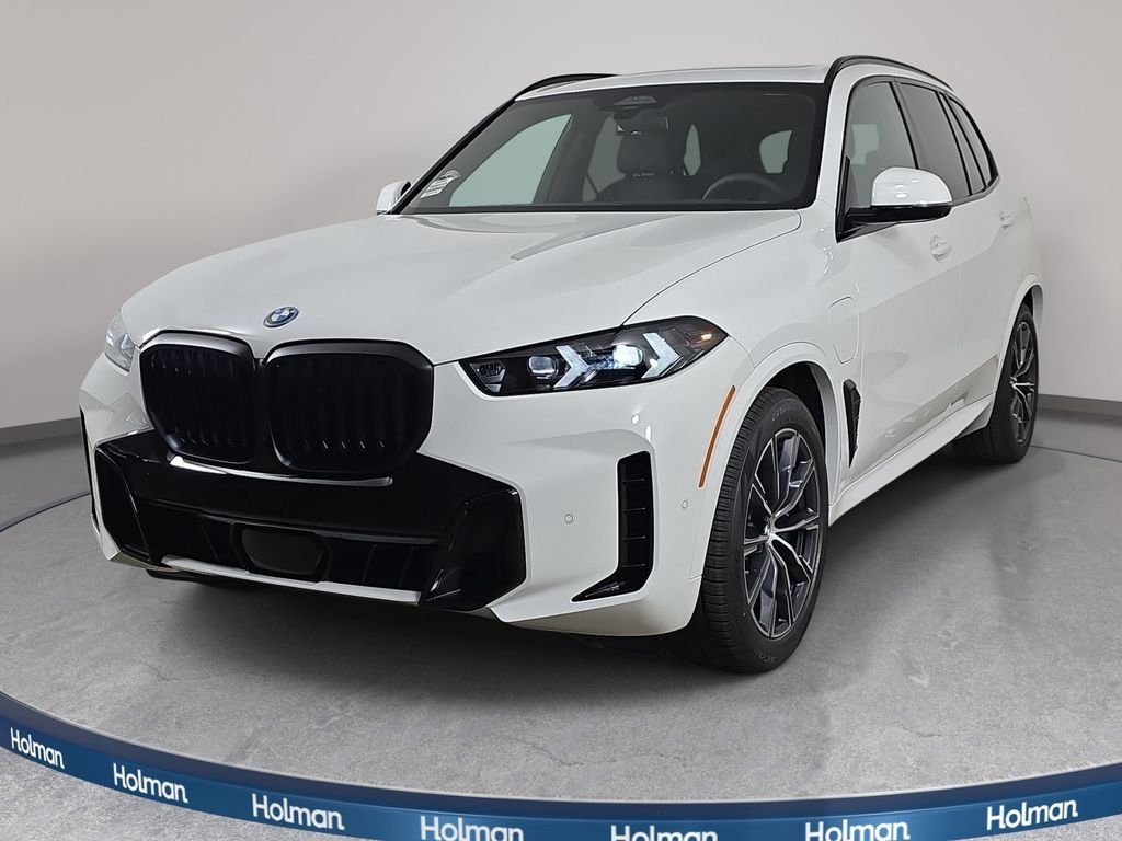 New 2026 Alpine White BMW xDrive50e image 1
