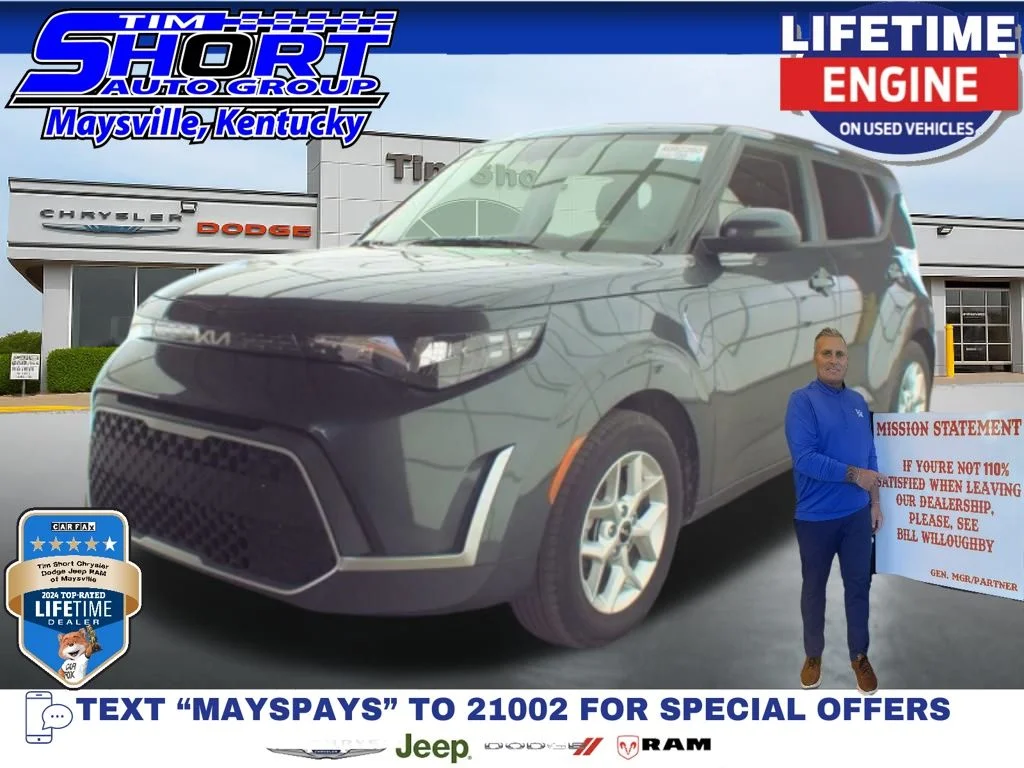 Used 2025  Kia LX image 1