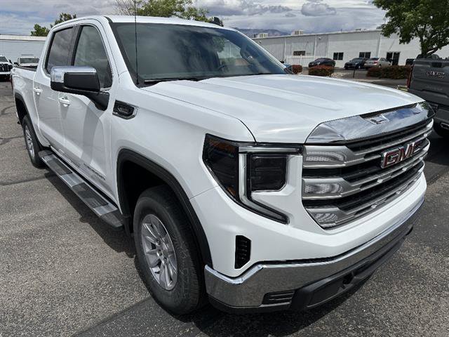 2026 GMC Sierra 4WD Crew Cab Short Box SLE's photo