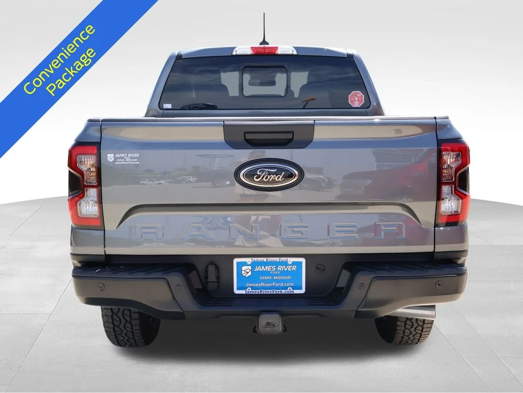 New 2026 Carbonized Gray Metallic Ford XLT image 4