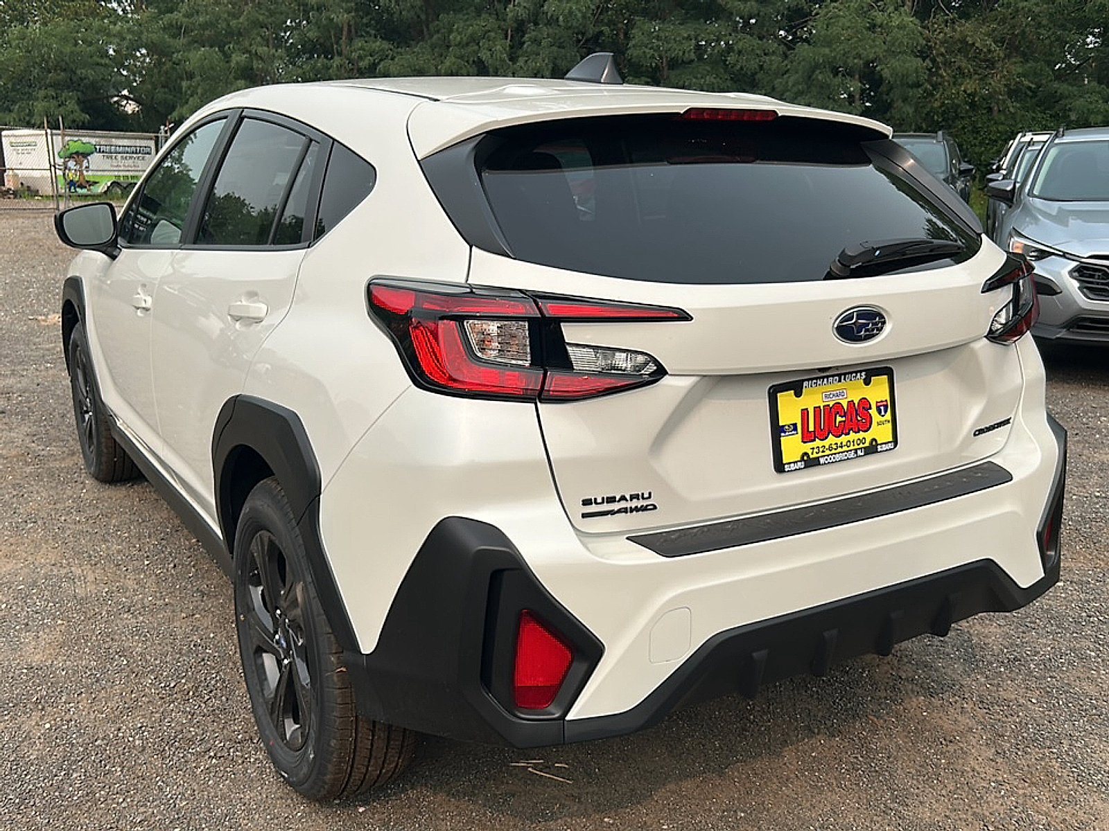 New 2026 CRYSTAL WHITE PEARL Subaru Base image 8
