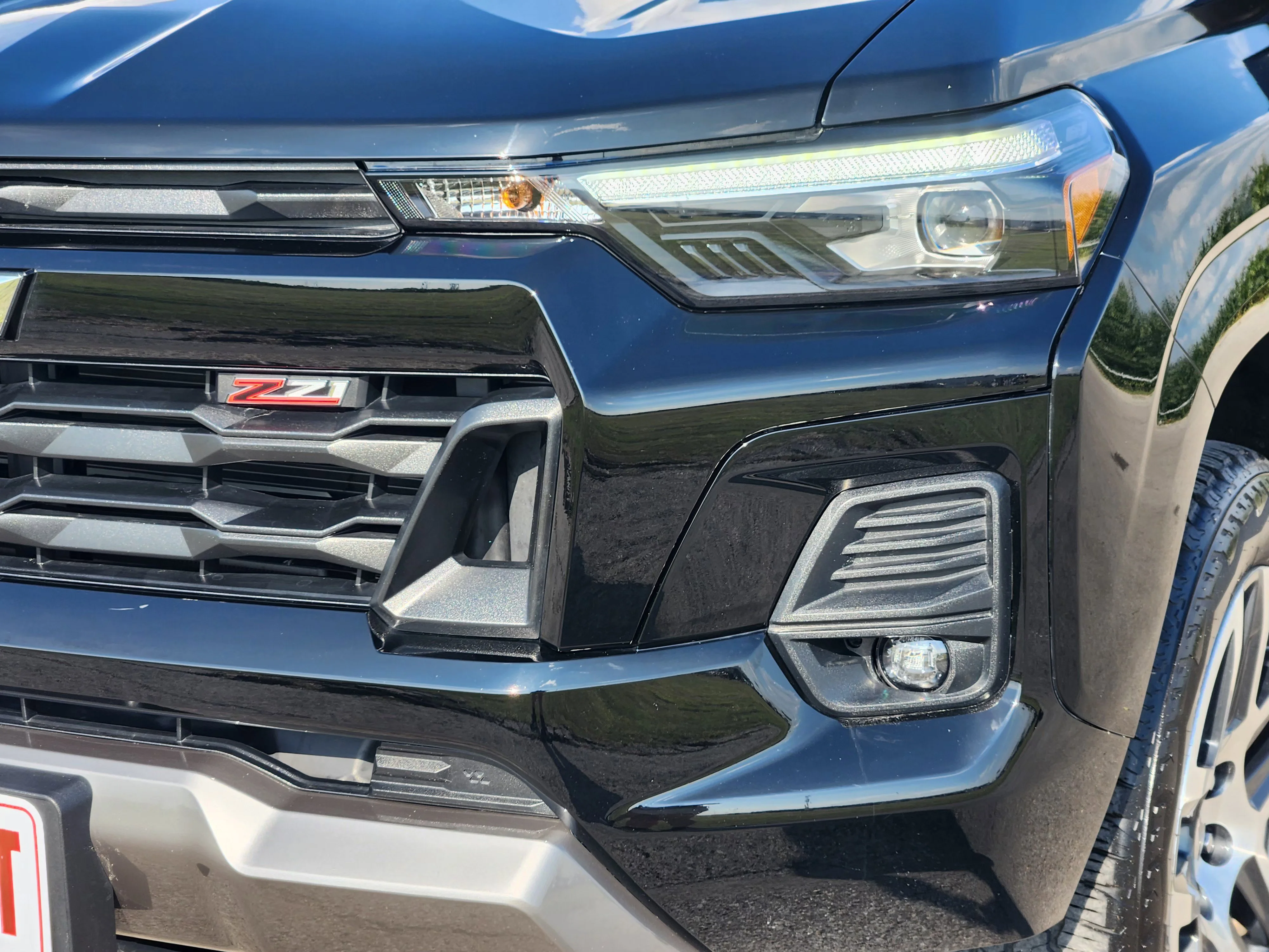 Used 2024 Black Chevrolet Z71 image 8