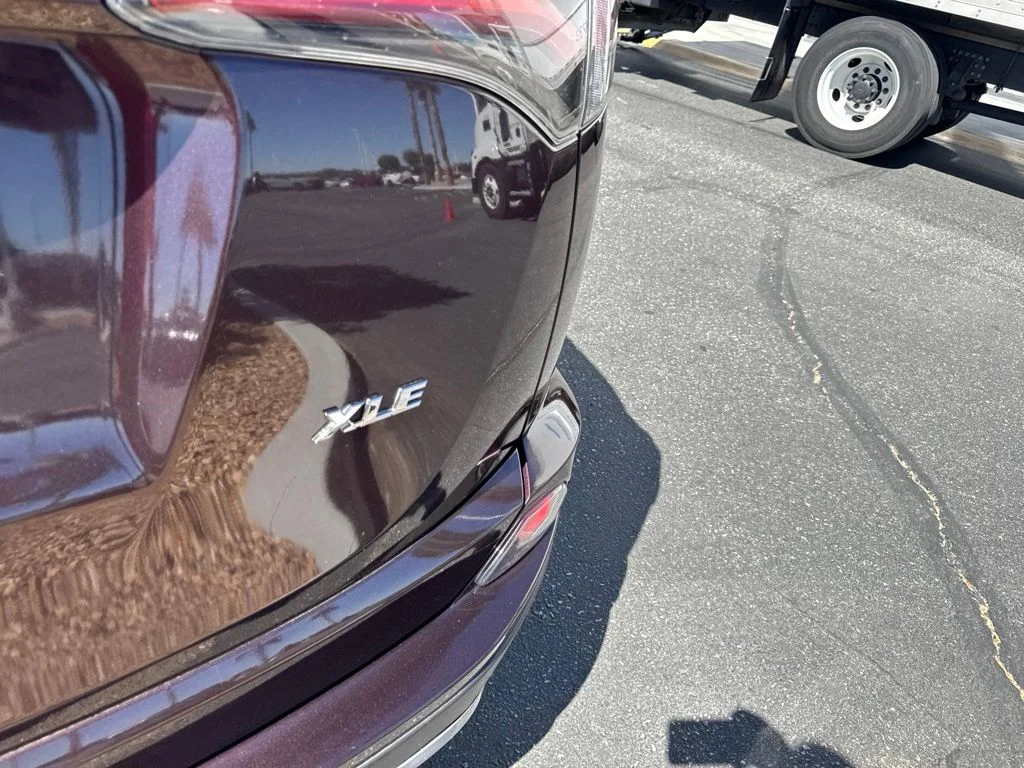 Used 2017 Black Toyota XLE image 8